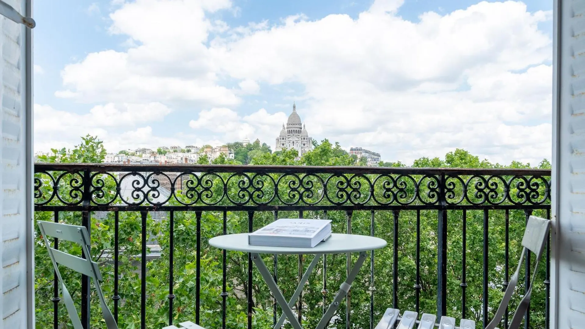 Montmartre - Appartement Avec Vue Sur Le Sacre-Coeur Parijs