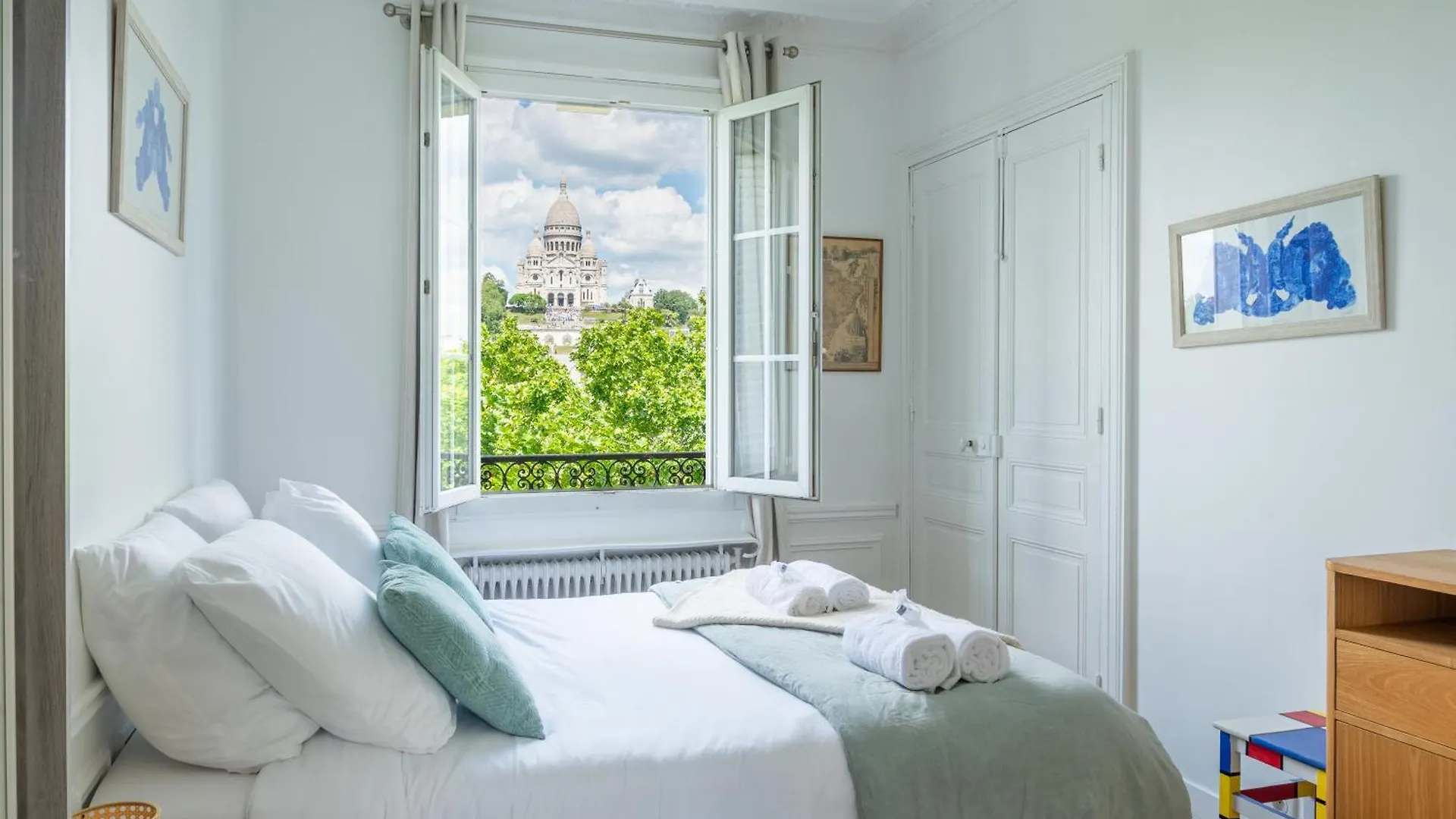 Montmartre - Appartement Avec Vue Sur Le Sacre-Coeur Parijs Frankrijk
